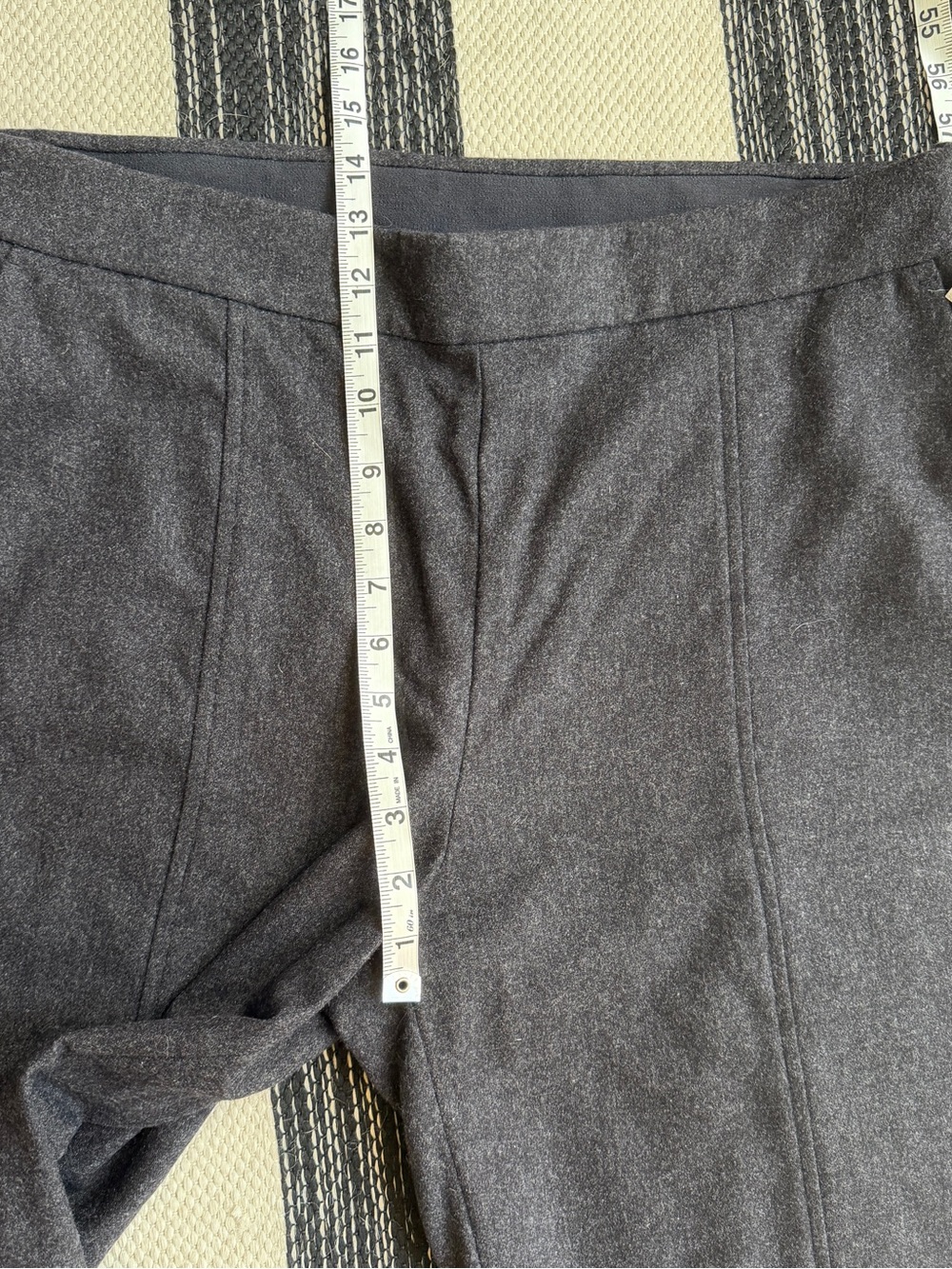 Eileen Fisher Women's Charcoal Gray Pleated Virgin Wool Ankle Lantern Pants Sz L - Picture 11 of 13